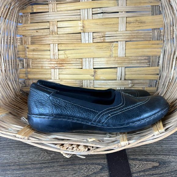 Clarks Black Leather Loafers - Picture 1 of 7
